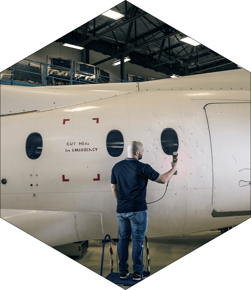 Aircraft engineer uses 3D scanner to access damage